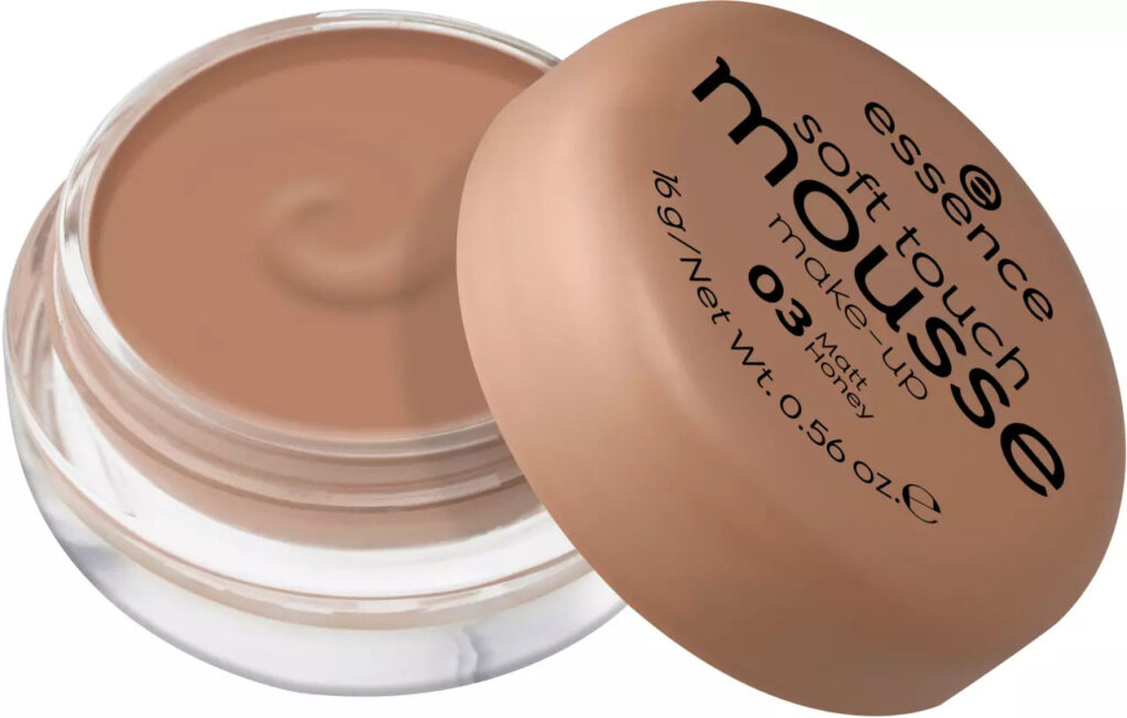 كريم أساس Essence Soft Touch Mousse هو منتج مكياج يتميز بقوام خفيف ورقيق - اللون: 03